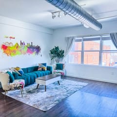 Luxury Spacious 2BD in the heart of the Downtown (Loft#302)